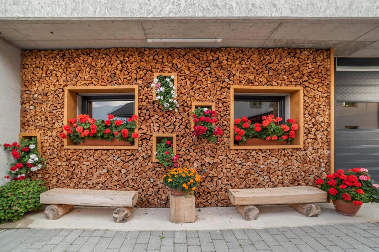 Tonigbauernhof Blumenwiese Schenna Dış mekan fotoğraf